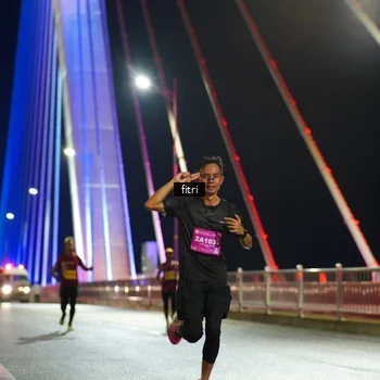 Runner Photo 2794824