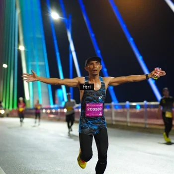 Runner Photo 2794918