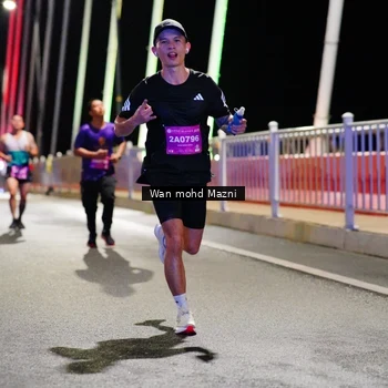 Runner Photo 2794993