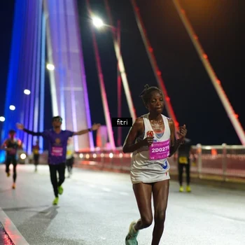 Runner Photo 2795099