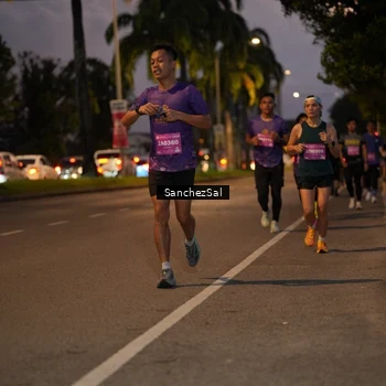 Runner Photo 2795631