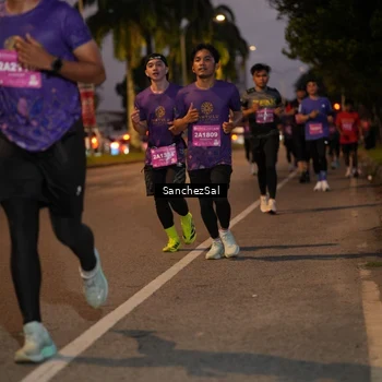 Runner Photo 2795676