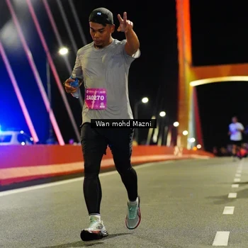 Runner Photo 2795698