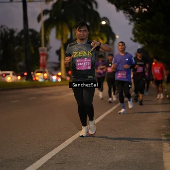 Runner Photo 2795725