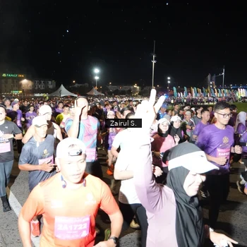 Runner Photo 2795945