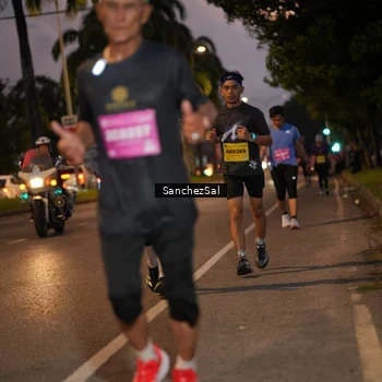 Runner Photo 2796090