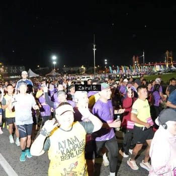 Runner Photo 2796095