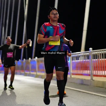 Runner Photo 2796122