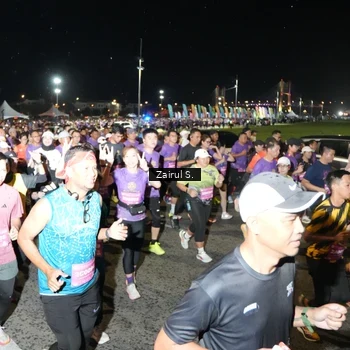 Runner Photo 2796584