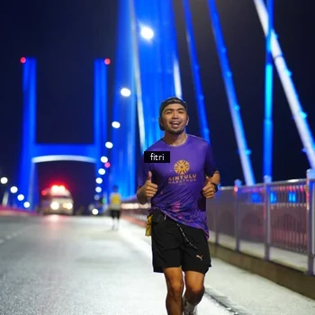 Runner Photo 2796742