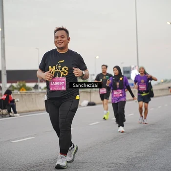 Runner Photo 2796749