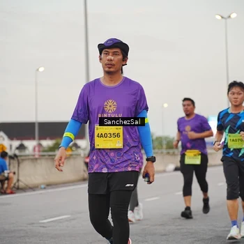 Runner Photo 2796874