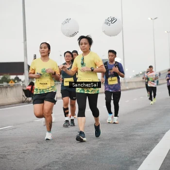 Runner Photo 2796880
