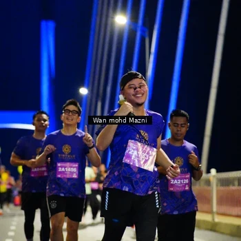 Runner Photo 2796899