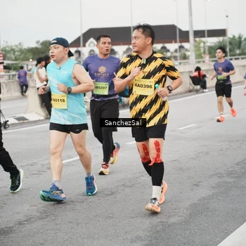 Runner Photo 2796904