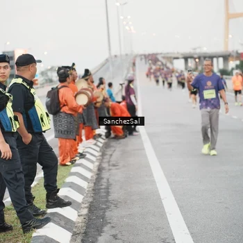 Runner Photo 2797309
