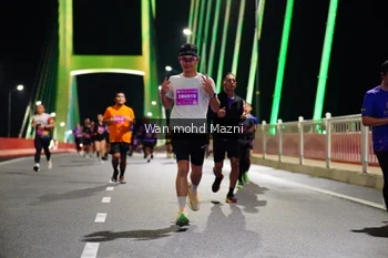 Runner Photo 2798701