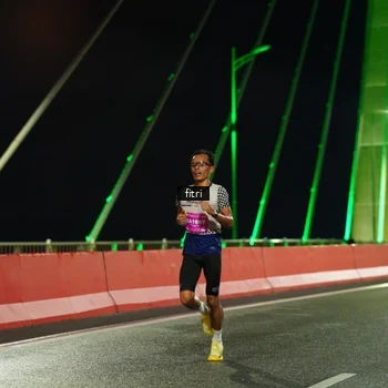 Runner Photo 2798875