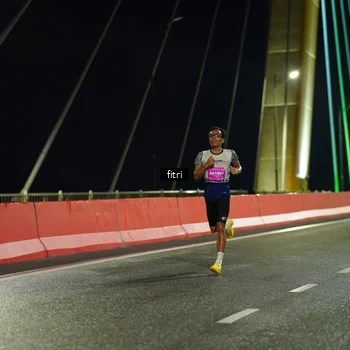 Runner Photo 2798928