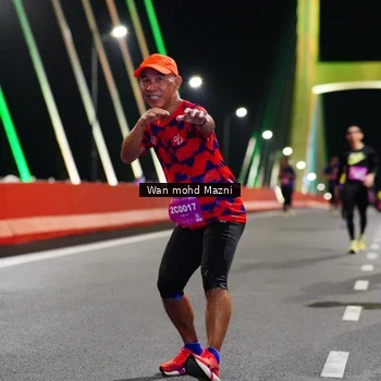 Runner Photo 2800052