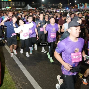 Runner Photo 2800054