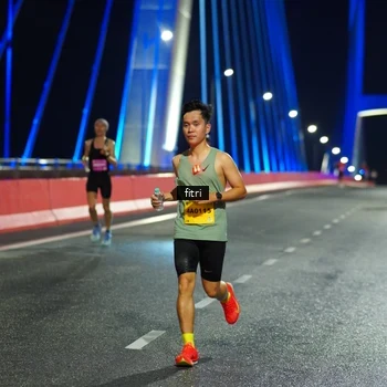Runner Photo 2800058