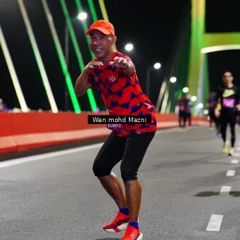 Runner Photo 2800094