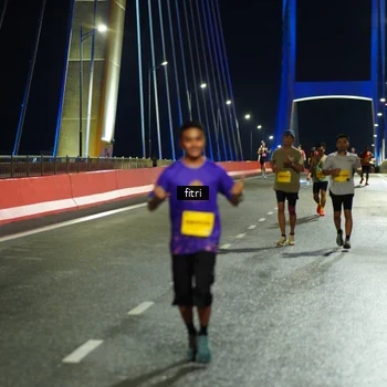 Runner Photo 2800498