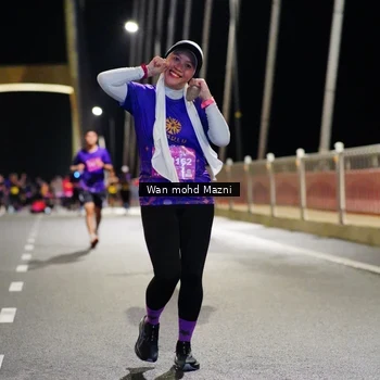Runner Photo 2800654