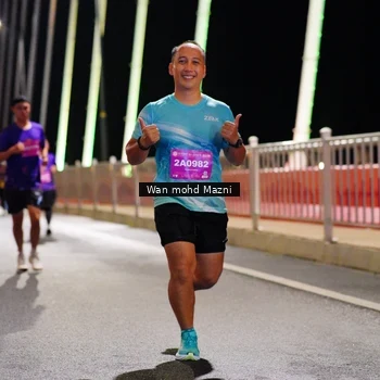 Runner Photo 2800693