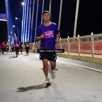 Runner Photo 2800772