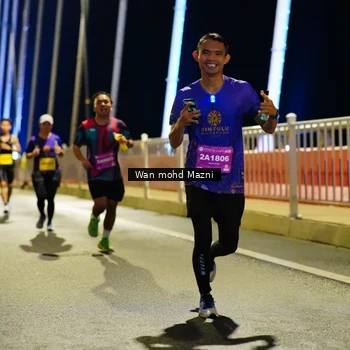 Runner Photo 2800944
