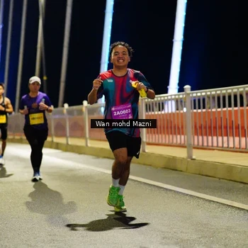 Runner Photo 2800965