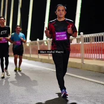 Runner Photo 2801219