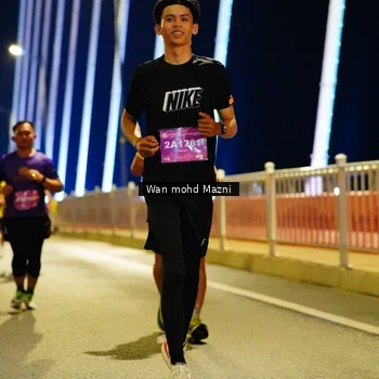 Runner Photo 2801256