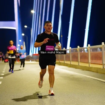 Runner Photo 2801814