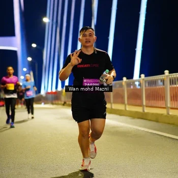 Runner Photo 2801923