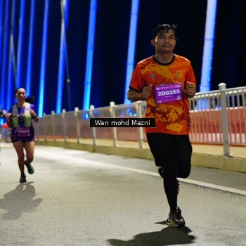 Runner Photo 2802713