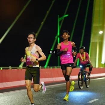 Runner Photo 2802906