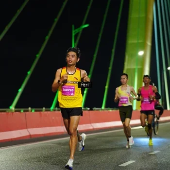 Runner Photo 2803146