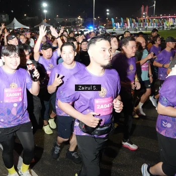 Runner Photo 2803711