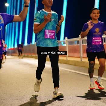 Runner Photo 2804342