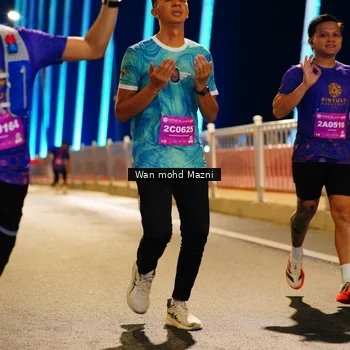 Runner Photo 2804357