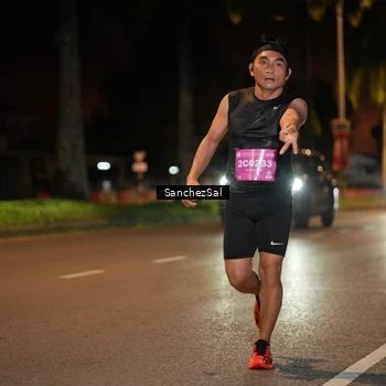 Runner Photo 2804423