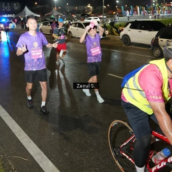 Runner Photo 2804549