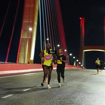 Runner Photo 2805764