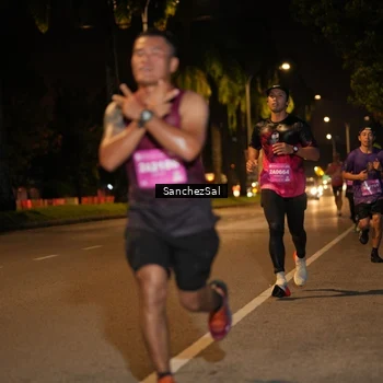 Runner Photo 2807529