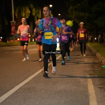 Runner Photo 2807667