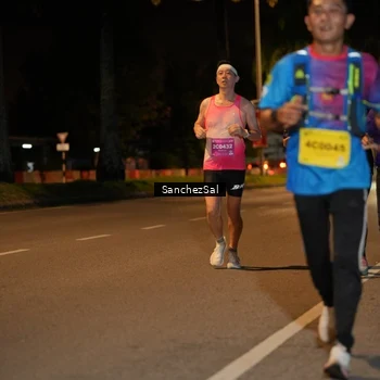 Runner Photo 2807710