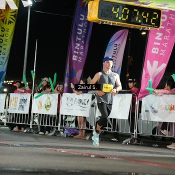 Runner Photo 2810840